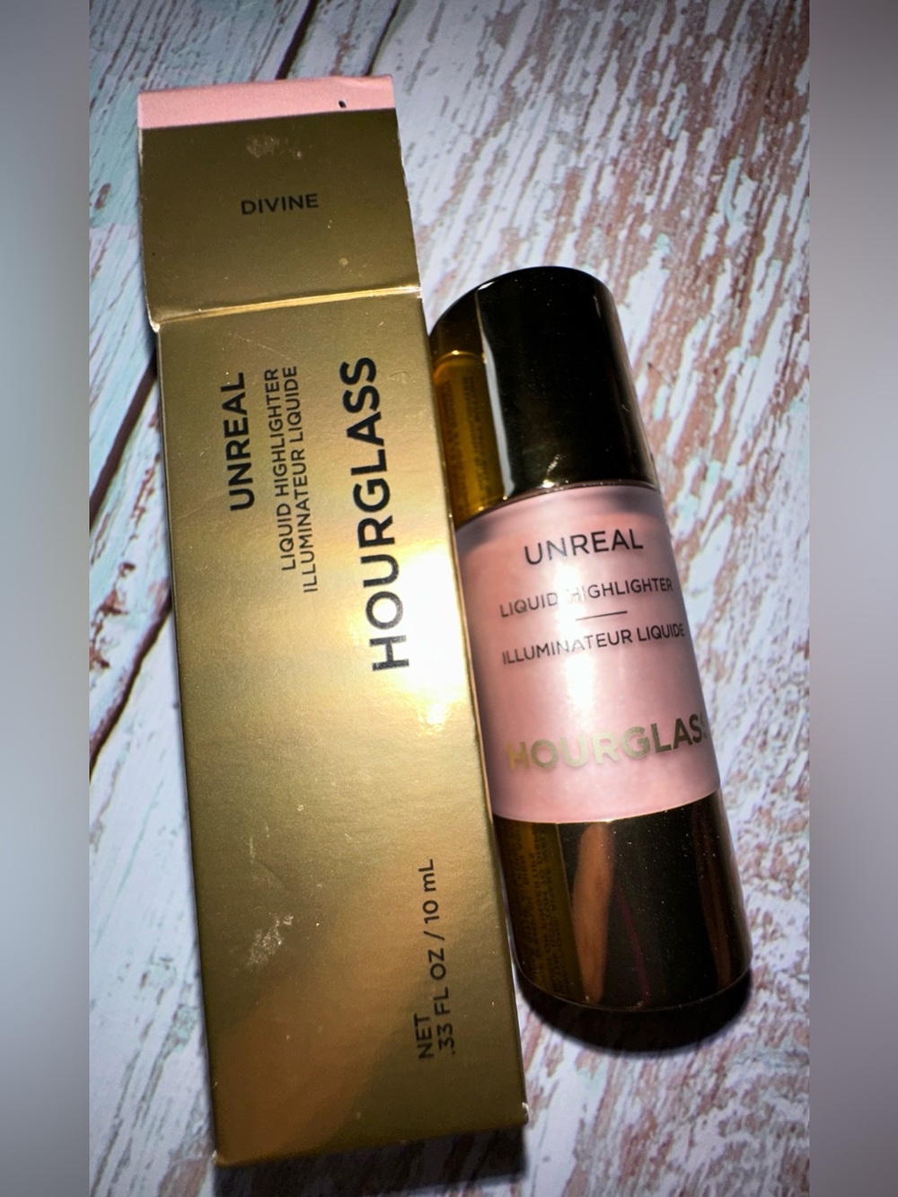Hourglass Unreal Liquid Highlighter - DIVINE OPAL PINK